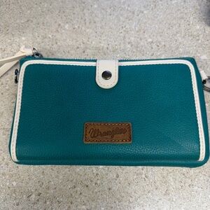 Wrangler Turquoise Leather Wallet with Cream Accents